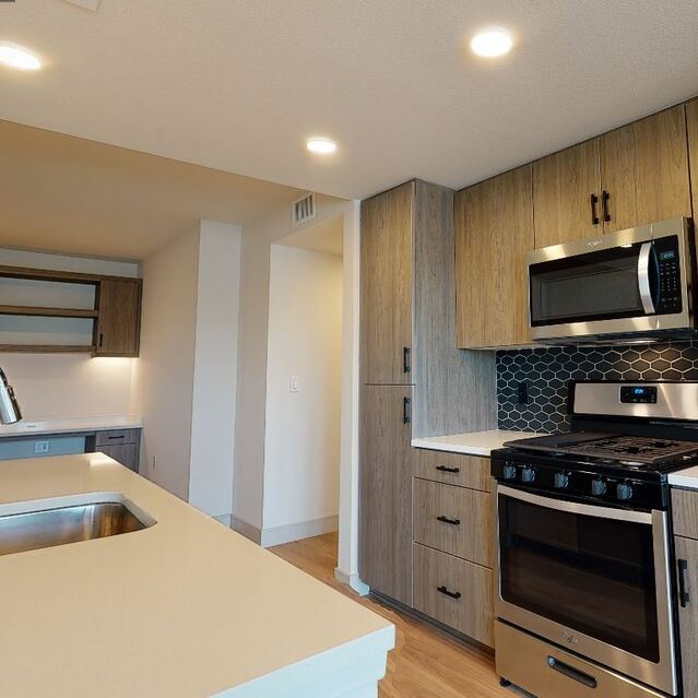 A2 Bedroom - 1 Bedroom, 1 Bathroom, 834 sq. ft.